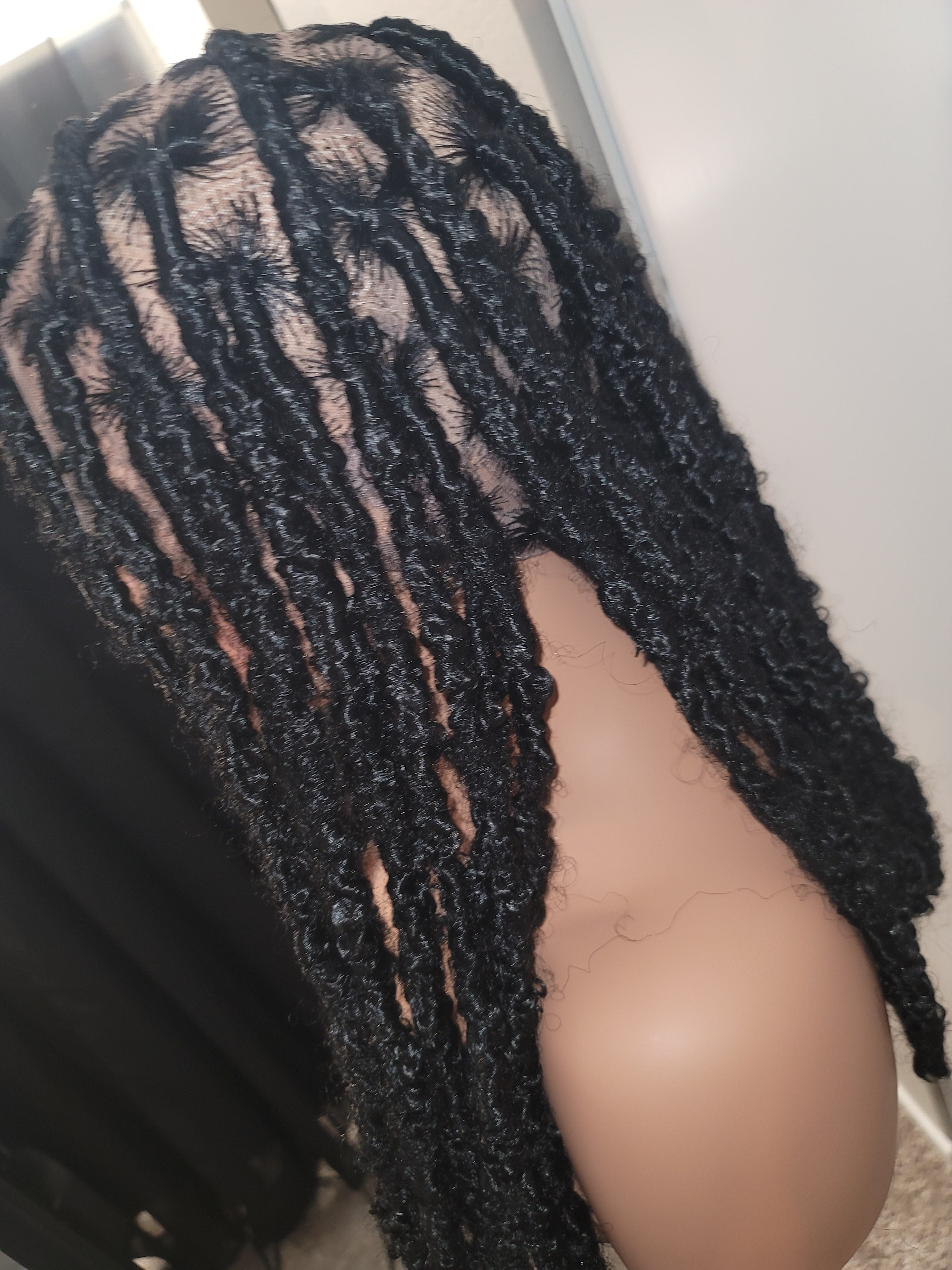 Kinky Braids